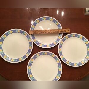 4 Corelle primavera 10.5” dinner plates, excellent condition, tulip design